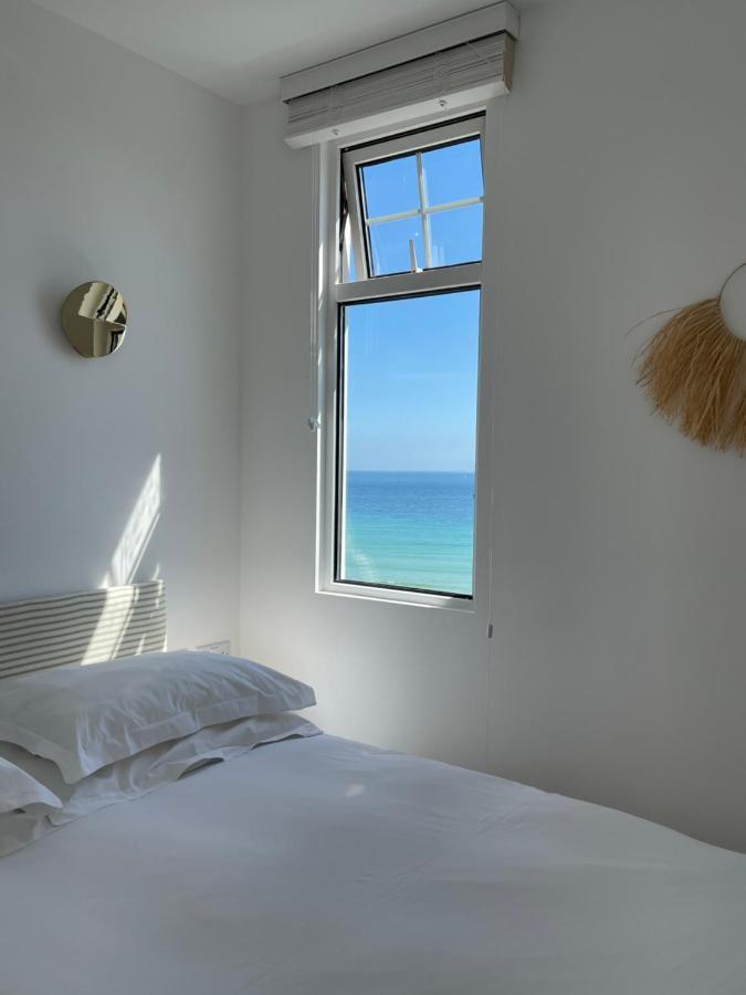 Harbour View House Bed & Breakfast *